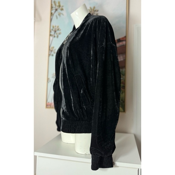 Wet Seal Black Sweet Like Honey Embroidered Velour Velvet Bomber Jacket Sz Large - Picture 9 of 10